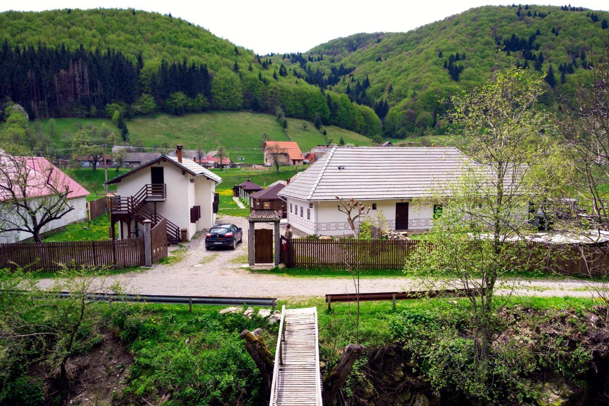 Gospodaria Lui Nea Ion Vama Buzăului Exteriör bild